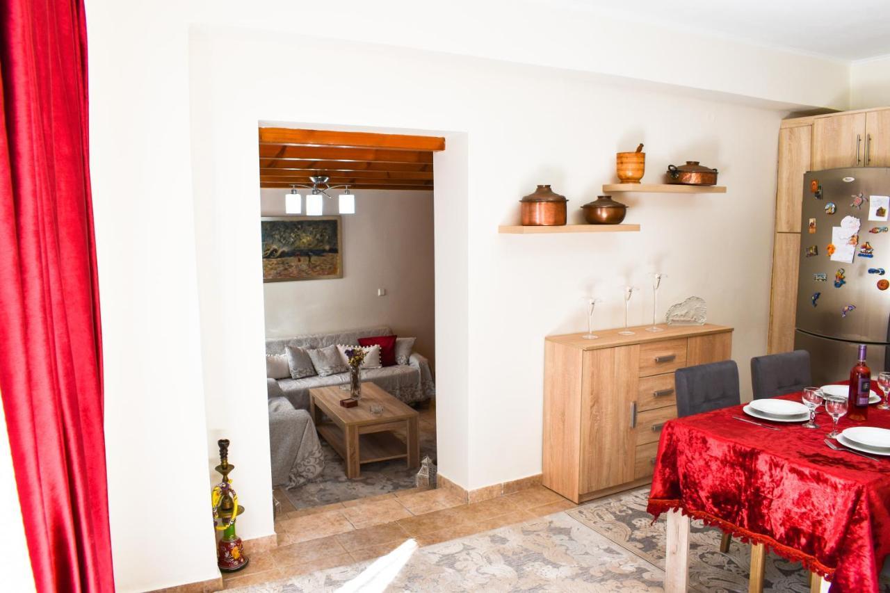 Marilou'S Cottage Agios Matthaios  Екстер'єр фото