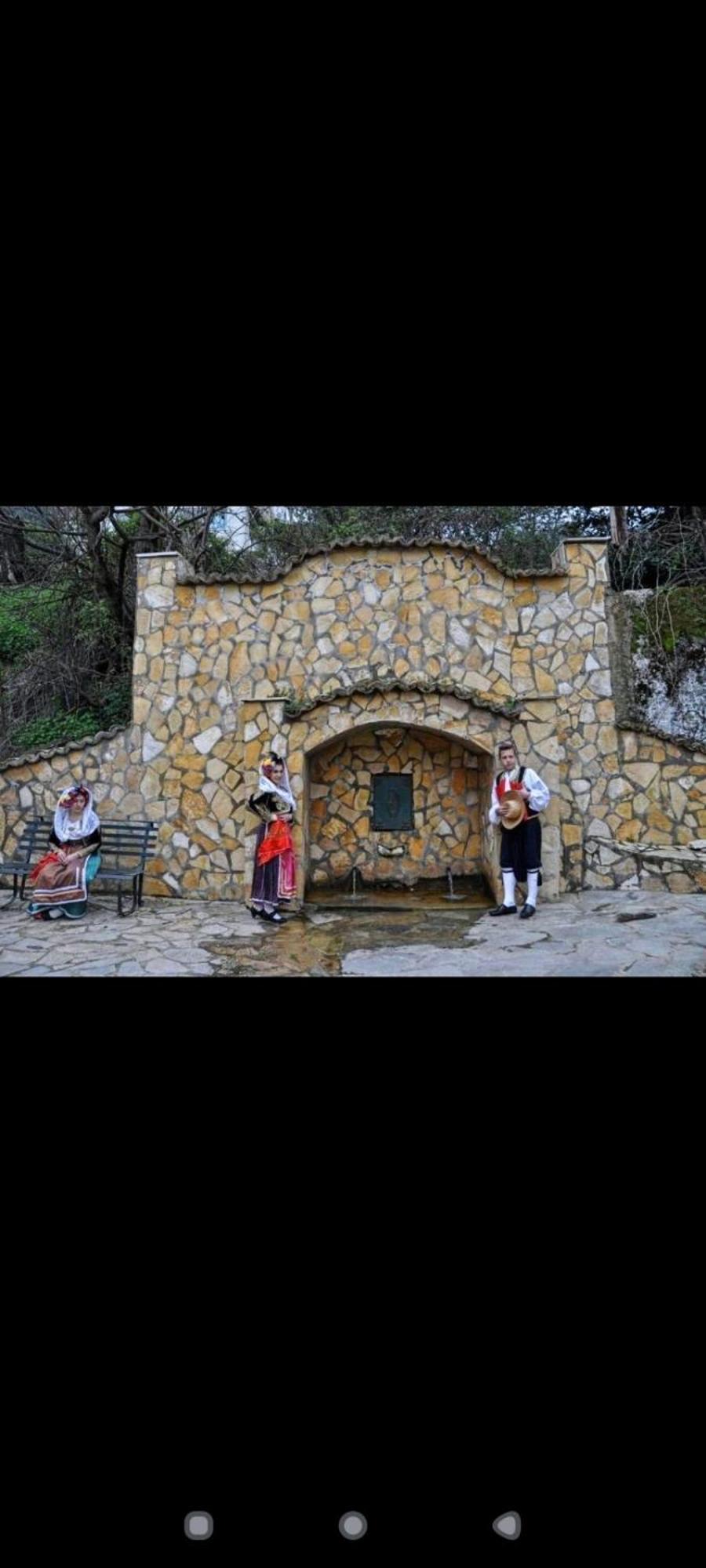Marilou'S Cottage Agios Matthaios  Екстер'єр фото